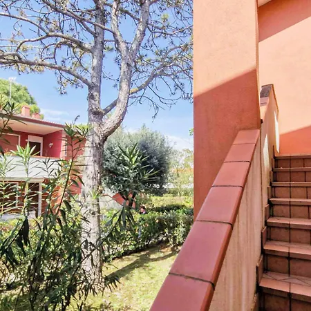 Cozy Flat In With Swimming Pool-beahost *